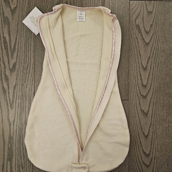 SwaddleDesigns zzZipMe Sack size 3-6 months, cream color, with free gift - Picture 4 of 8